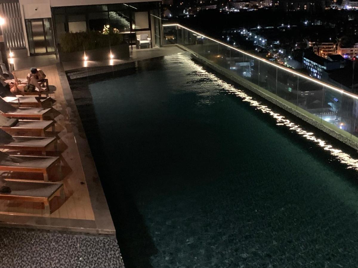 Base Condos Pattaya Extérieur photo