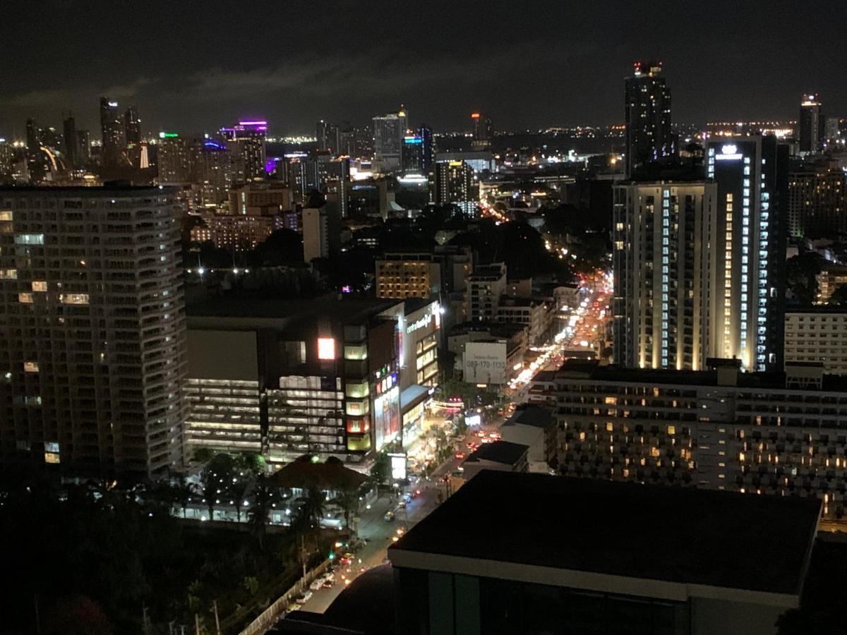 Base Condos Pattaya Extérieur photo