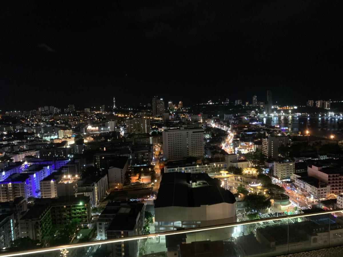 Base Condos Pattaya Extérieur photo
