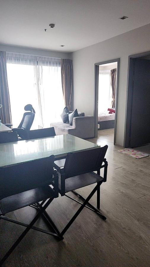 Base Condos Pattaya Extérieur photo